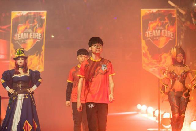 心后卫丹尼 心后卫丹尼