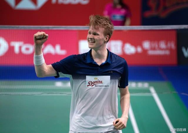 把防守反击 把防守反击